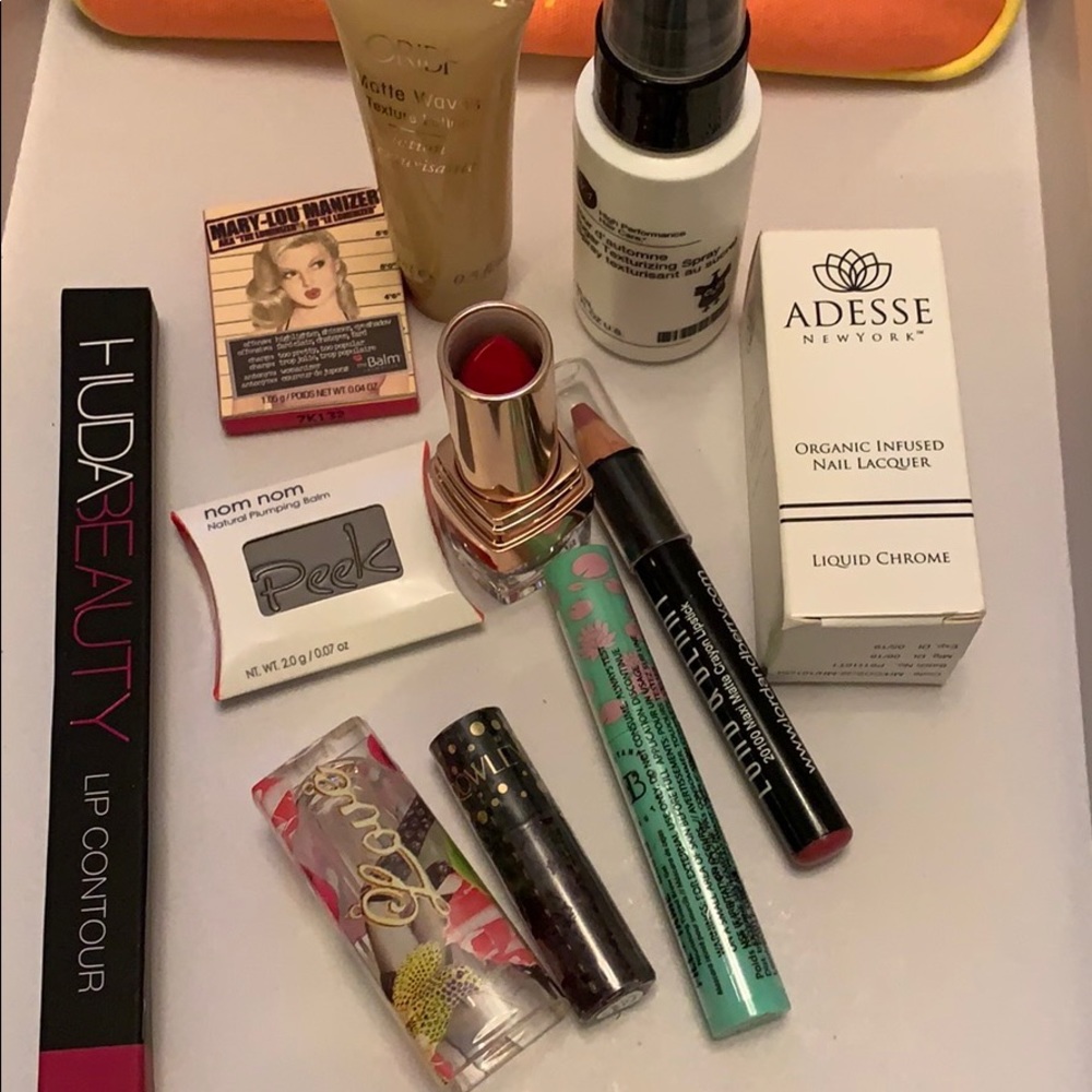 Make up bag with make up samples